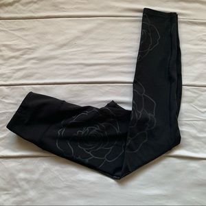 BSP Floral black leggings size small